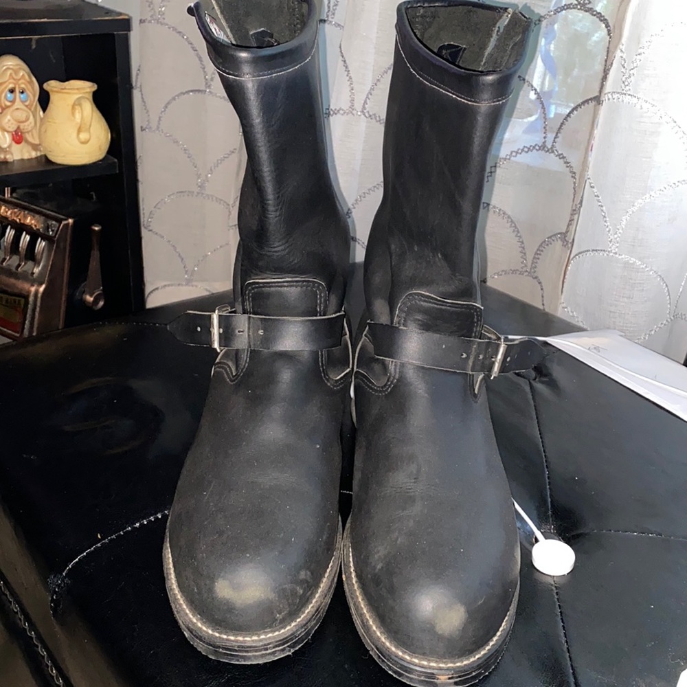 Chippewa leather boots
